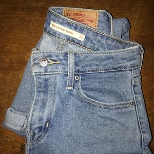 Levi’s Women’s 721 High Rise Skinny Jeans